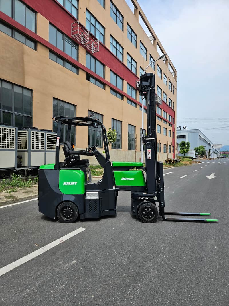 Narrow aisle forklifts